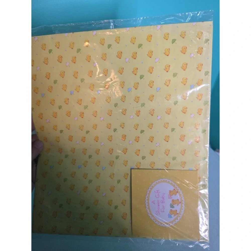 Baby Duck And Umbrella Gift Wrap